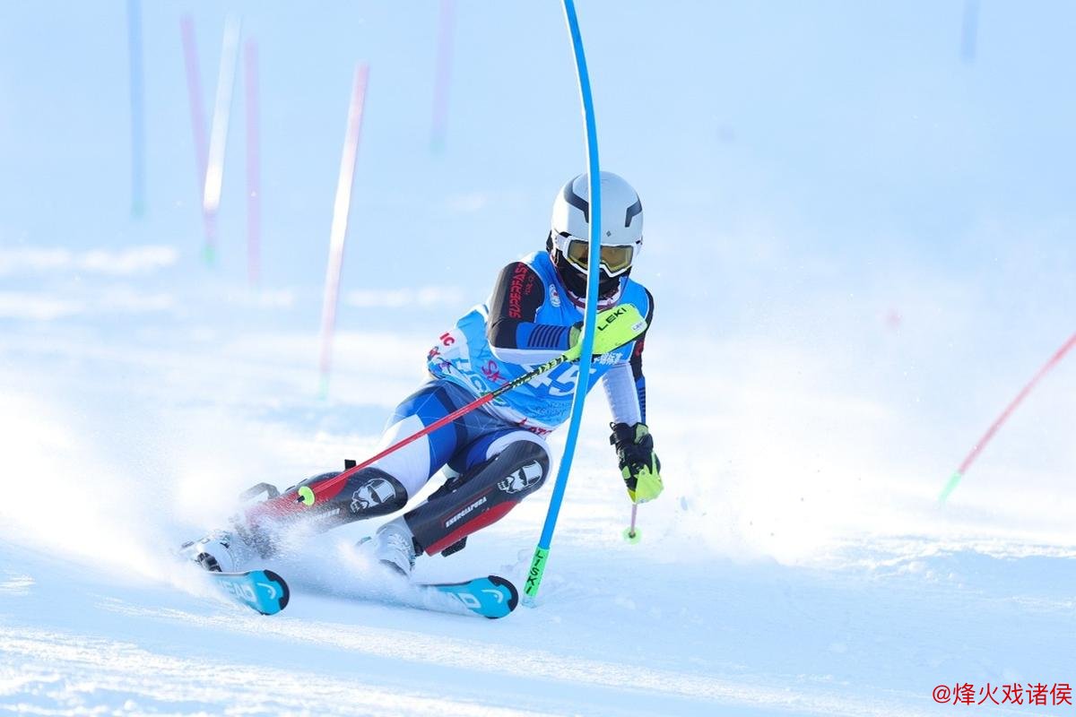 全国青少年滑雪赛事参与人数再创历史新高 全国青少年滑雪赛事参与人数再创历史新高