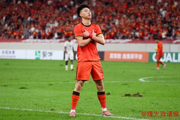 王钰栋谈留洋计划：希望先在中超站稳脚跟，最好能成为主力后再出国