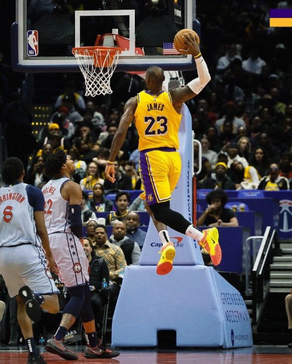 大发彩票平台 詹姆斯24+11布朗尼5分 湖人大胜送奇才16连败